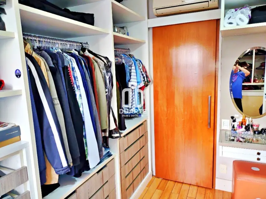 Foto 8 de Apartamento com 3 quartos à venda, 178m2 em Gonzaga, Santos - SP