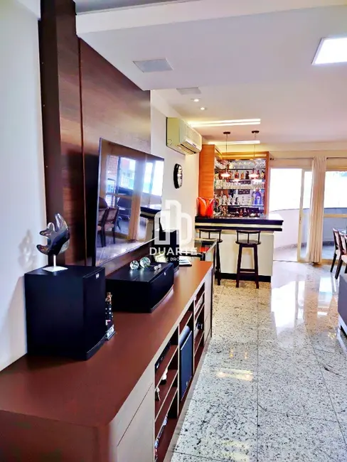 Foto 5 de Apartamento com 3 quartos à venda, 178m2 em Gonzaga, Santos - SP