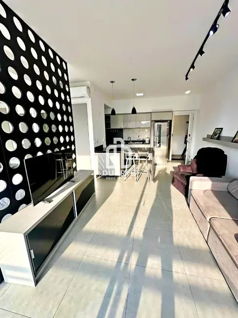 Apartamento com 1 quarto para alugar, 51m2 em Pompéia, Santos - SP - imagem 3 Foto 3 de Apartamento com 1 quarto para alugar, 51m2 em Pompéia, Santos - SP