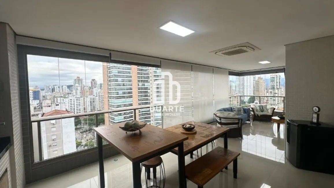 Apartamento com 4 quartos à venda, 210m2 em Aparecida, Santos - SP - imagem 5 Foto 5 de Apartamento com 4 quartos à venda, 210m2 em Aparecida, Santos - SP