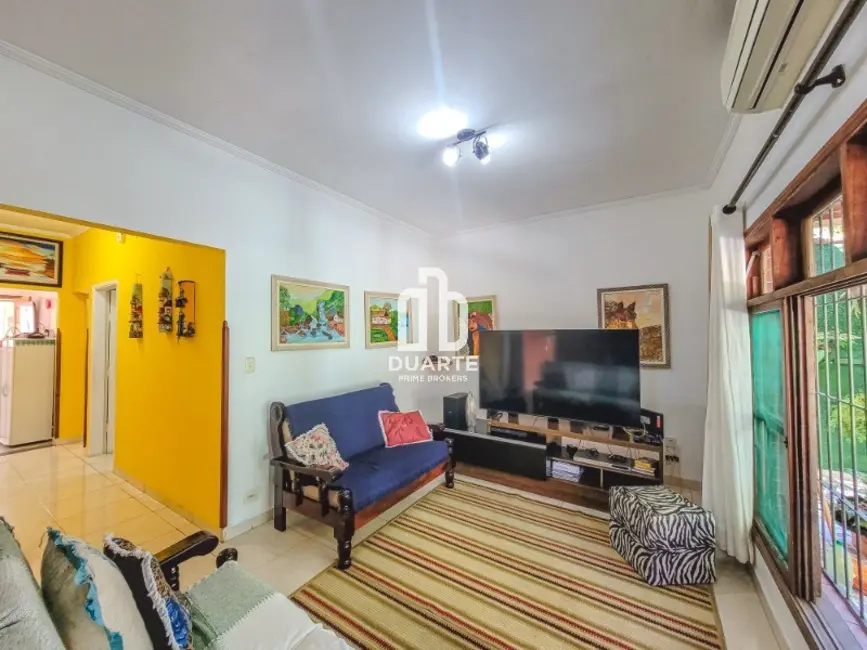 Foto 8 de Casa com 4 quartos à venda, 137m2 em Mongagua - SP