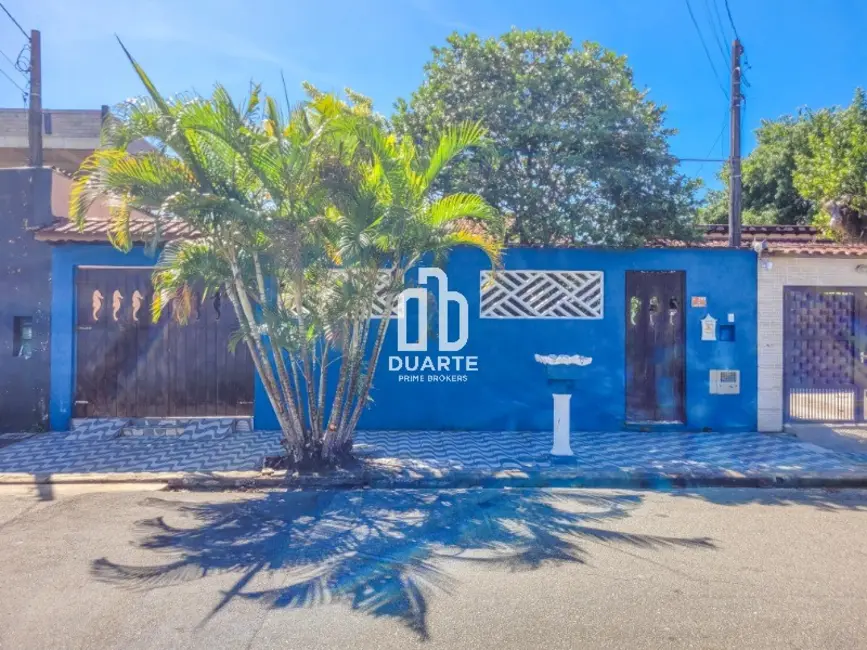 Foto 2 de Casa com 4 quartos à venda, 137m2 em Mongagua - SP