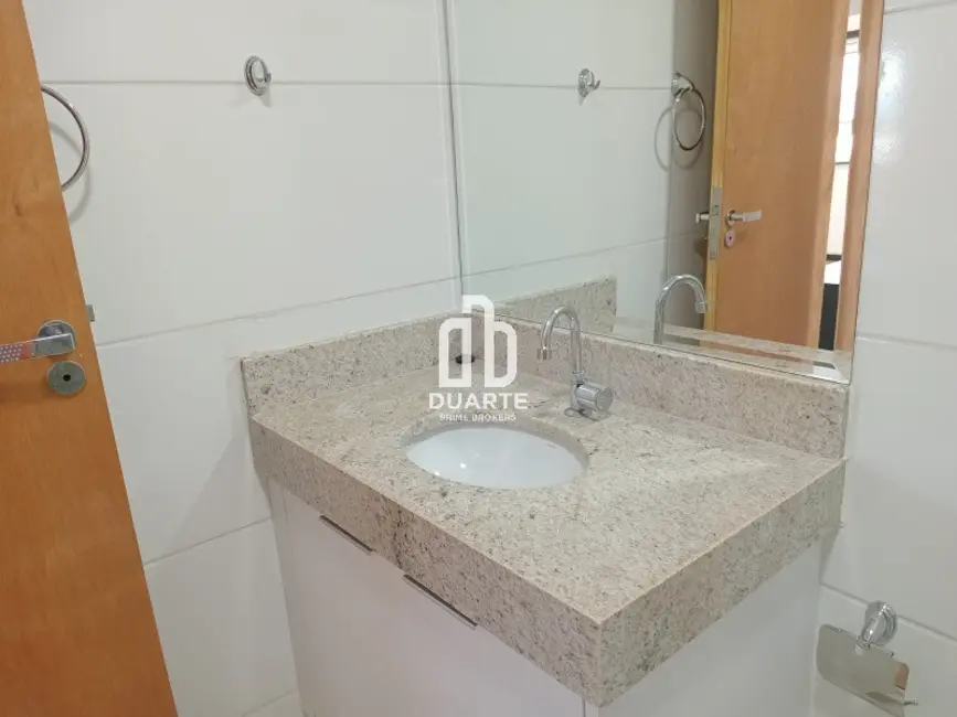 Apartamento com 2 quartos para alugar, 60m2 em Macuco, Santos - SP - imagem 2 Foto 2 de Apartamento com 2 quartos para alugar, 60m2 em Macuco, Santos - SP