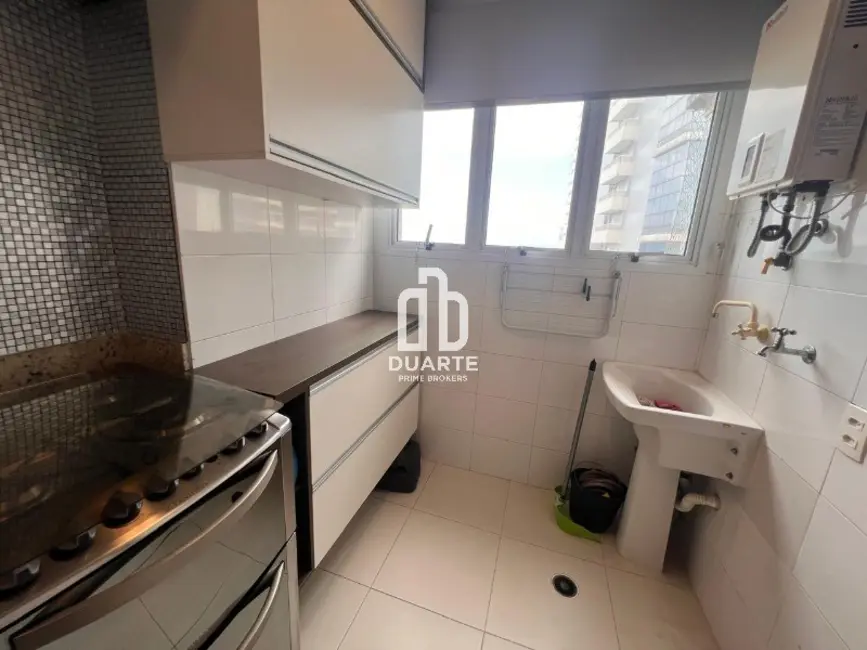 Apartamento com 2 quartos para alugar, 115m2 em Pompéia, Santos - SP - imagem 7 Foto 7 de Apartamento com 2 quartos para alugar, 115m2 em Pompéia, Santos - SP