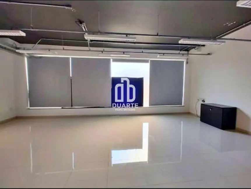 Sala Comercial para alugar, 427m2 em Embaré, Santos - SP - imagem 3 Foto 3 de Sala Comercial para alugar, 427m2 em Embaré, Santos - SP
