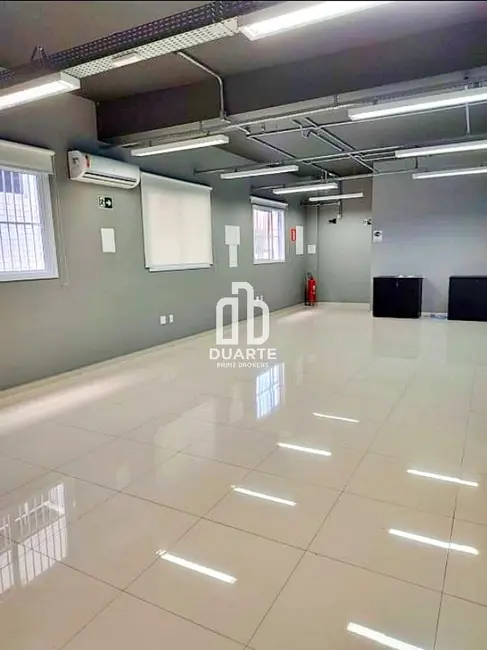 Sala Comercial para alugar, 427m2 em Embaré, Santos - SP - imagem 5 Foto 5 de Sala Comercial para alugar, 427m2 em Embaré, Santos - SP