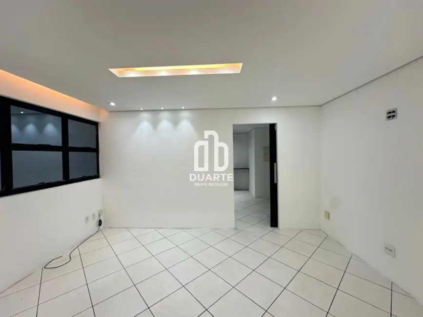 Sala Comercial para alugar, 35m2 em Aparecida, Santos - SP - imagem 1 Foto 1 de Sala Comercial para alugar, 35m2 em Aparecida, Santos - SP