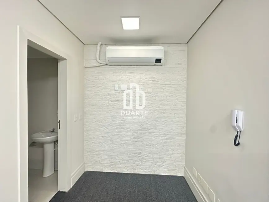 Sala Comercial para alugar, 42m2 em Aparecida, Santos - SP - imagem 4 Foto 4 de Sala Comercial para alugar, 42m2 em Aparecida, Santos - SP