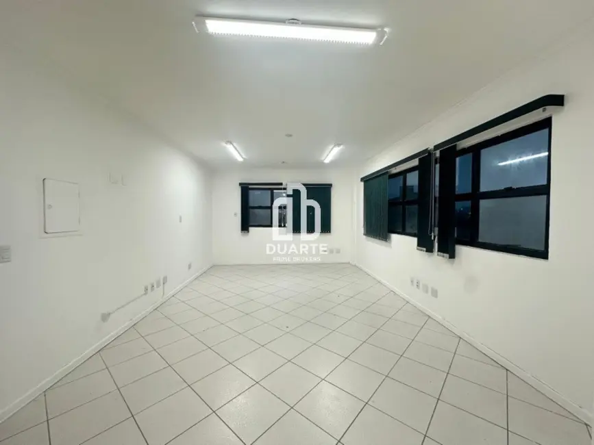 Foto 1 de Sala Comercial para alugar, 35m2 em Aparecida, Santos - SP
