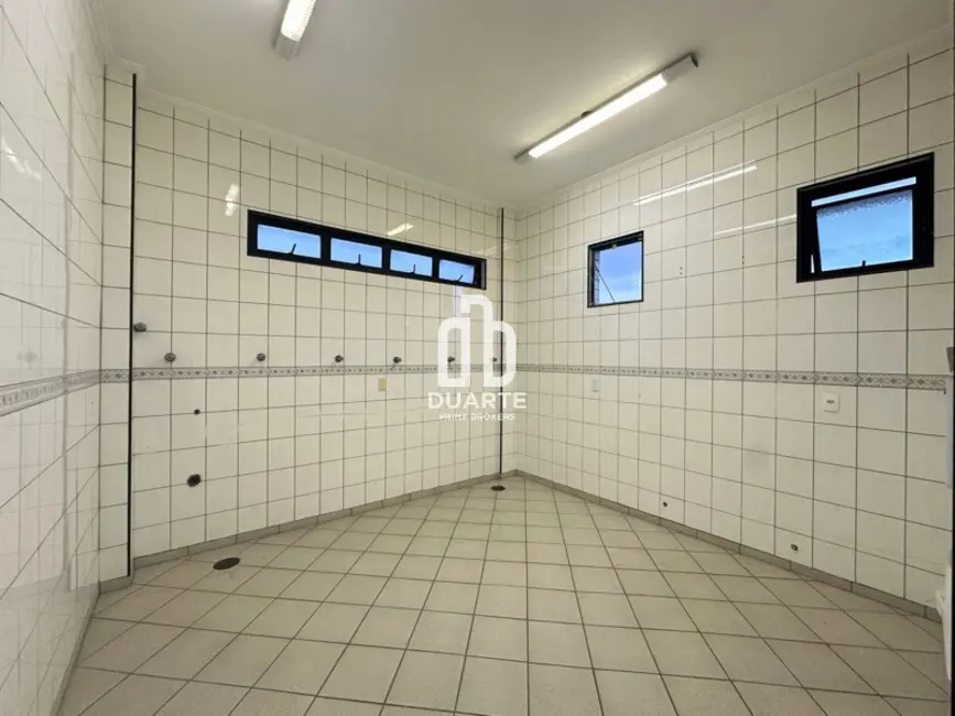 Foto 3 de Sala Comercial para alugar, 246m2 em Aparecida, Santos - SP