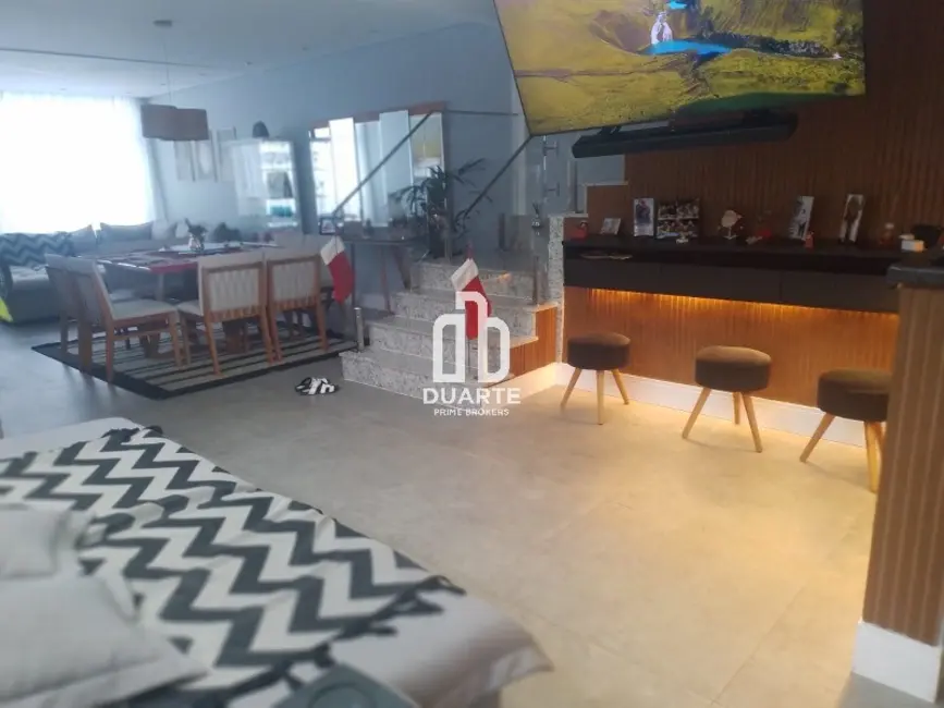 Foto 1 de Casa com 4 quartos à venda, 212m2 em Ponta da Praia, Santos - SP