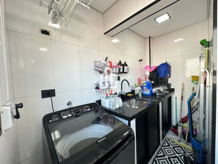 Foto 4 de Apartamento com 2 quartos à venda, 71m2 em Embaré, Santos - SP