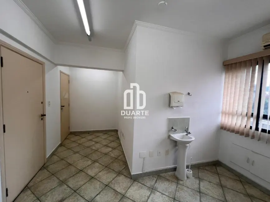 Foto 2 de Sala Comercial à venda, 100m2 em Encruzilhada, Santos - SP