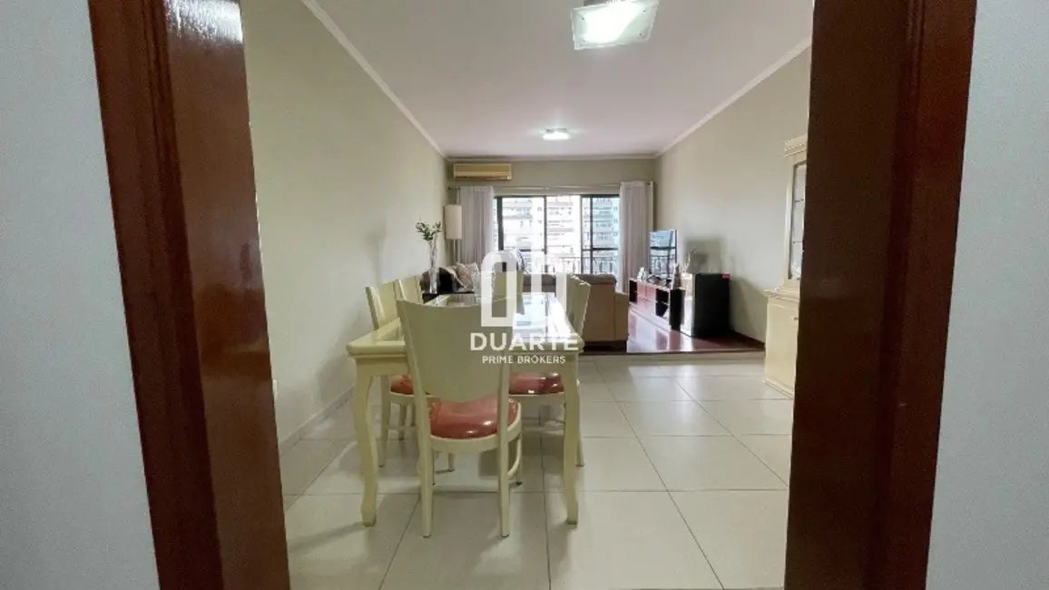 Apartamento com 3 quartos à venda, 155m2 em Gonzaga, Santos - SP - imagem 3 Foto 3 de Apartamento com 3 quartos à venda, 155m2 em Gonzaga, Santos - SP