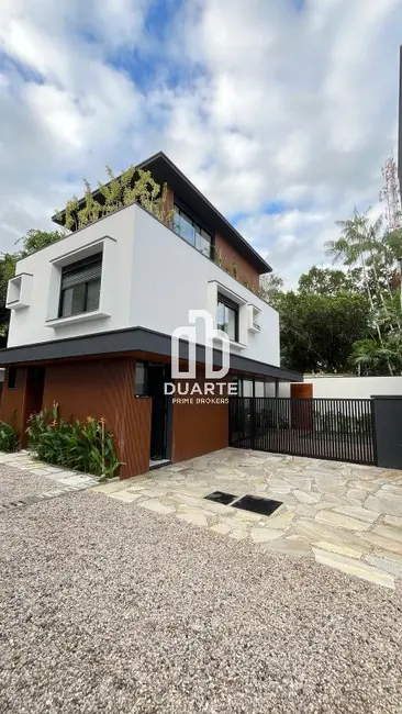 Foto 7 de Casa de Condomínio com 4 quartos à venda, 179m2 em Sao Sebastiao - SP