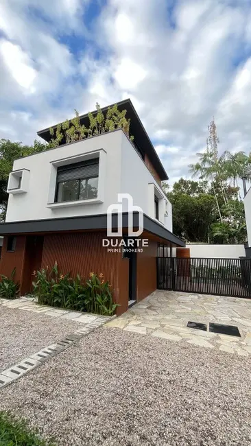 Foto 4 de Casa de Condomínio com 4 quartos à venda, 179m2 em Sao Sebastiao - SP