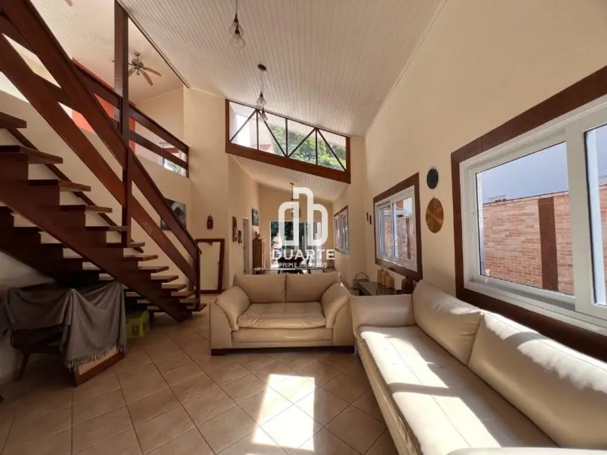 Foto 6 de Casa com 5 quartos à venda, 250m2 em Riviera de São Lourenço, Bertioga - SP