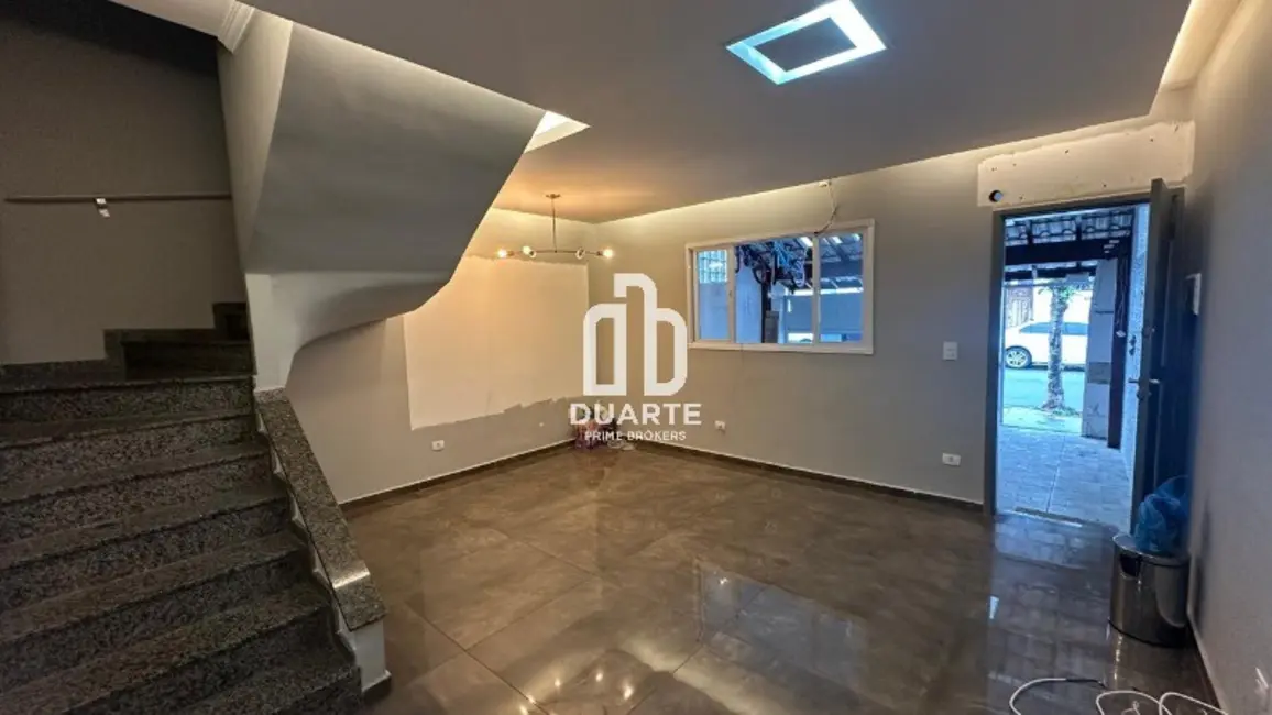 Foto 2 de Casa com 3 quartos à venda, 110m2 em Campo Grande, Santos - SP