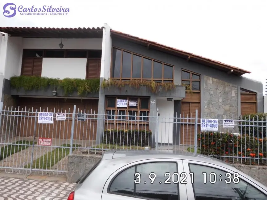Foto 2 de Casa com 3 quartos para alugar, 303m2 em São José, Aracaju - SE