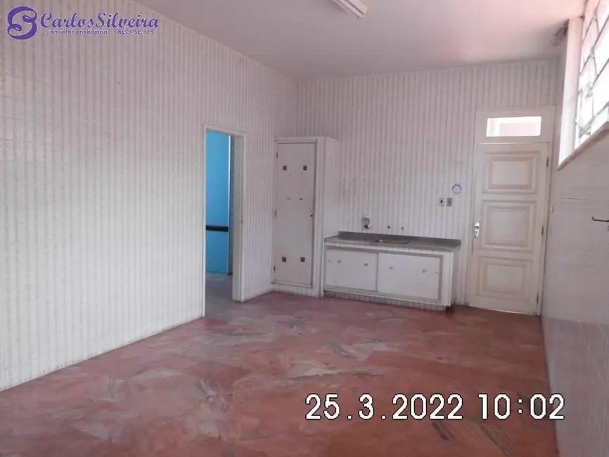 Casa com 4 quartos para alugar, 429m2 em Centro, Aracaju - SE - imagem 7 Foto 7 de Casa com 4 quartos para alugar, 429m2 em Centro, Aracaju - SE