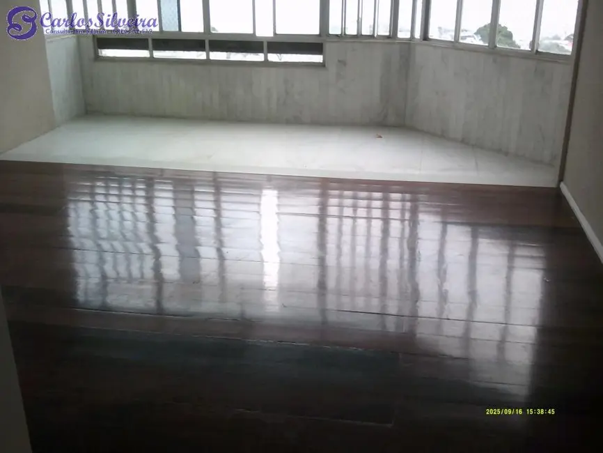 Apartamento com 4 quartos para alugar em Centro, Aracaju - SE - imagem 4 Foto 4 de Apartamento com 4 quartos para alugar em Centro, Aracaju - SE