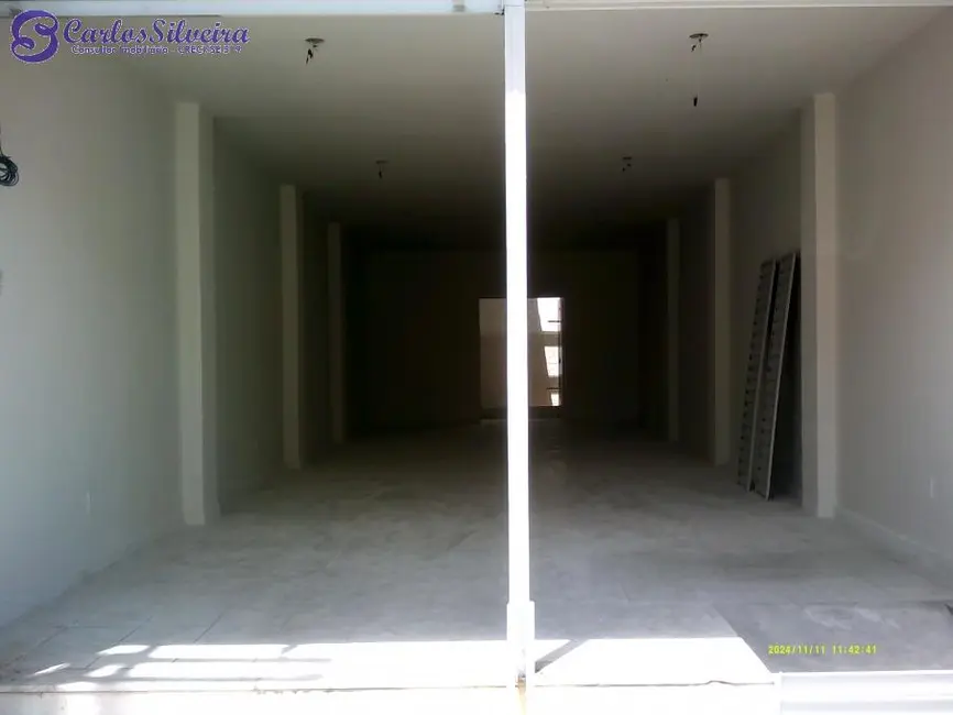 Casa com 2 quartos para alugar, 211m2 em Centro, Aracaju - SE - imagem 6 Foto 6 de Casa com 2 quartos para alugar, 211m2 em Centro, Aracaju - SE