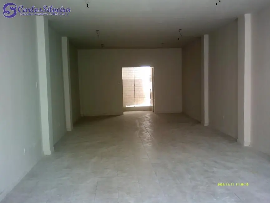 Casa com 2 quartos para alugar, 211m2 em Centro, Aracaju - SE - imagem 4 Foto 4 de Casa com 2 quartos para alugar, 211m2 em Centro, Aracaju - SE