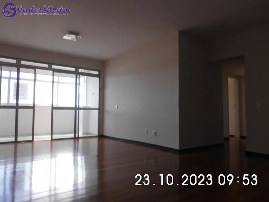 Foto 2 de Apartamento com 3 quartos para alugar, 125m2 em São José, Aracaju - SE