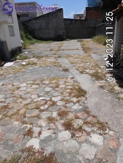 Casa com 5 quartos para alugar, 728m2 em Centro, Aracaju - SE - imagem 7 Foto 7 de Casa com 5 quartos para alugar, 728m2 em Centro, Aracaju - SE