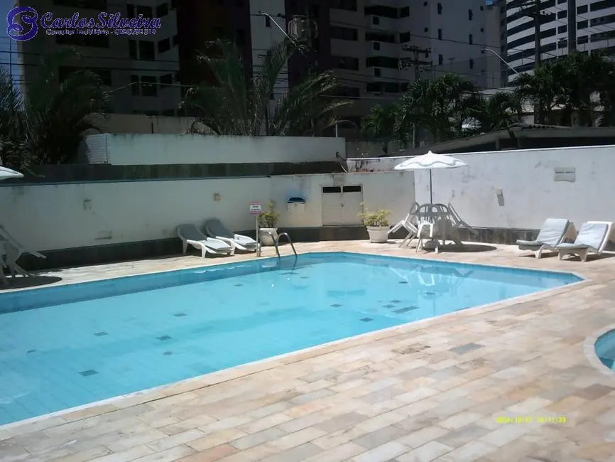 Foto 2 de Apartamento com 3 quartos para alugar, 120m2 em Treze de Julho, Aracaju - SE