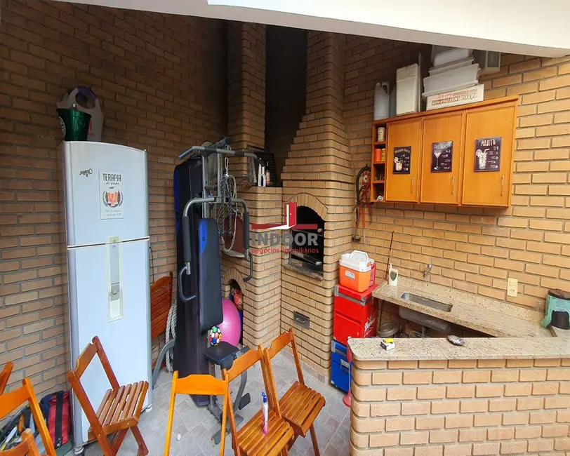 Casa com 4 quartos à venda, 300m2 em Santana, São Paulo - SP - imagem 6 Foto 6 de Casa com 4 quartos à venda, 300m2 em Santana, São Paulo - SP