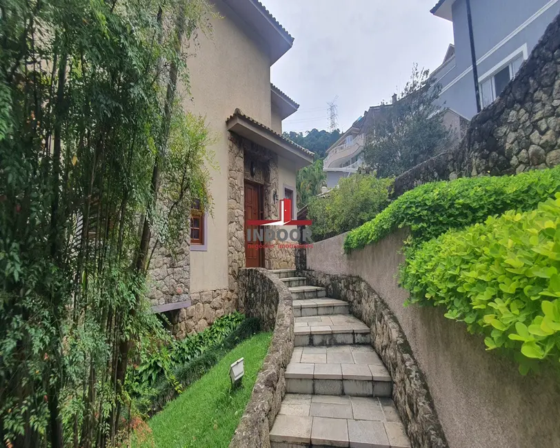 Foto 3 de Casa com 4 quartos à venda, 520m2 em Jardim Itatinga, São Paulo - SP