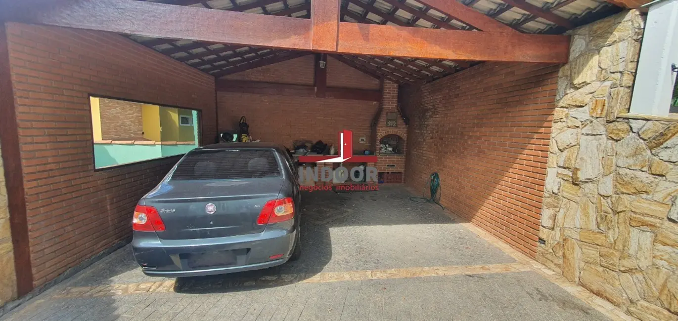 Foto 3 de Casa com 3 quartos à venda, 600m2 em Mairipora - SP