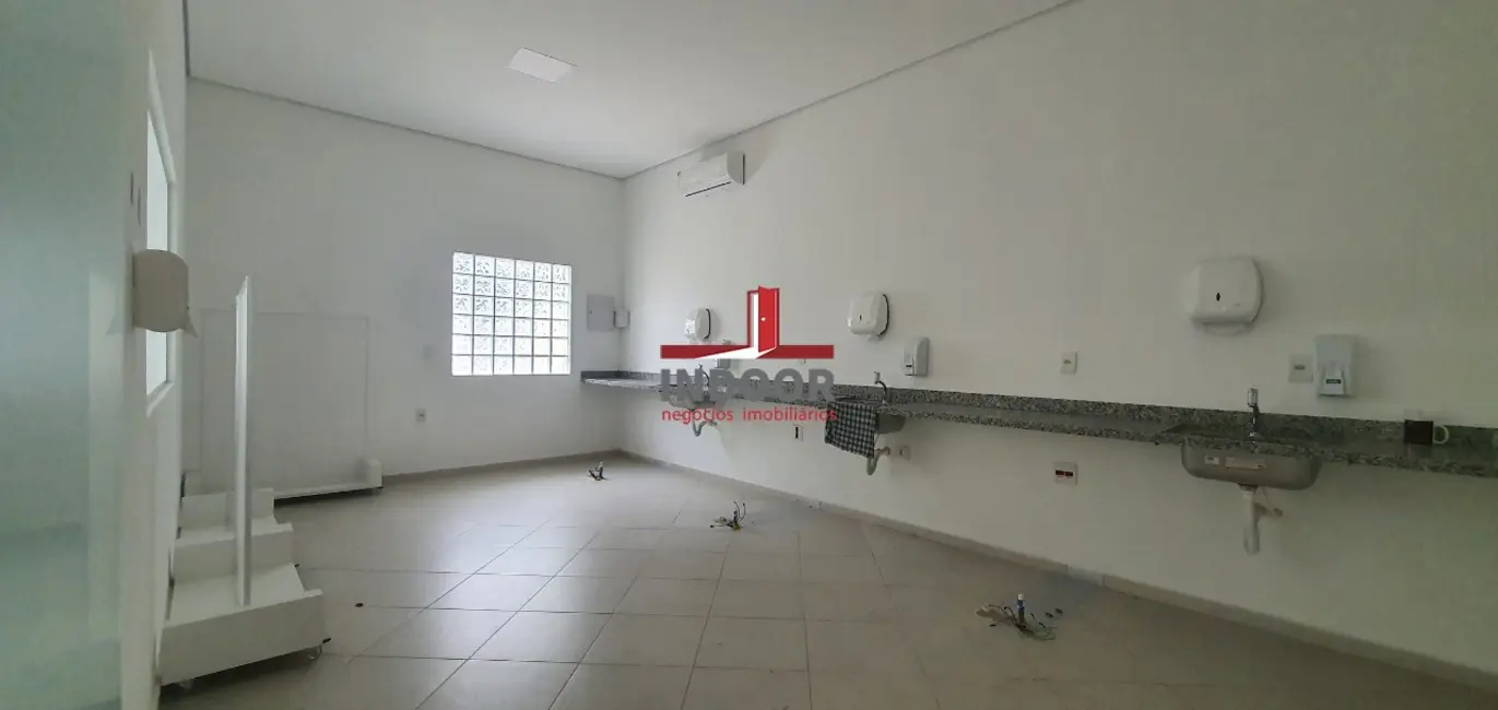 Loja à venda e para alugar, 306m2 em Jardim Terras de São João, Jacarei - SP - imagem 5 Foto 5 de Loja à venda e para alugar, 306m2 em Jardim Terras de São João, Jacarei - SP