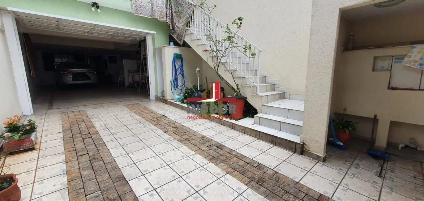 Foto 1 de Casa com 4 quartos à venda, 205m2 em Vila Pedra Branca, São Paulo - SP