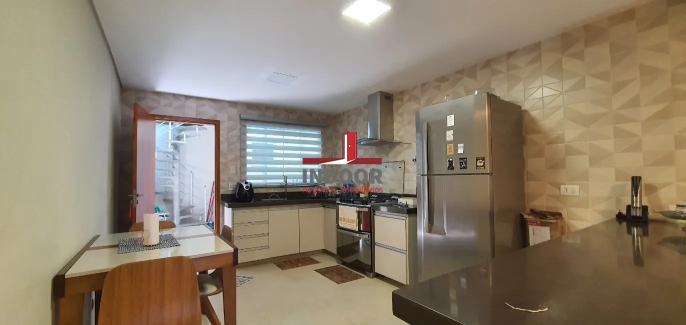 Foto 6 de Casa com 2 quartos à venda, 120m2 em Vila Nivi, São Paulo - SP