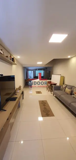 Foto 1 de Casa com 2 quartos à venda, 120m2 em Vila Nivi, São Paulo - SP