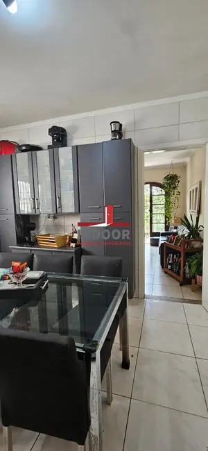 Foto 9 de Casa com 3 quartos à venda, 220m2 em Vila Pedra Branca, São Paulo - SP