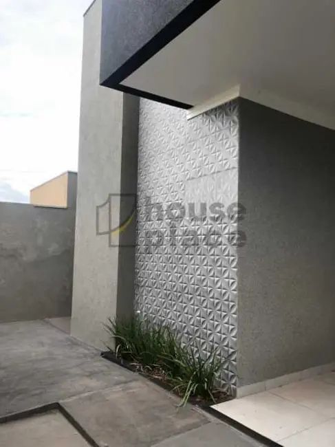 Foto 1 de Casa com 3 quartos à venda, 95m2 em Bady Bassitt - SP
