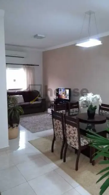 Foto 7 de Casa com 3 quartos à venda, 112m2 em Bady Bassitt - SP