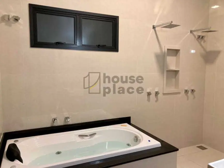 Foto 9 de Casa de Condomínio com 3 quartos à venda, 227m2 em Bady Bassitt - SP