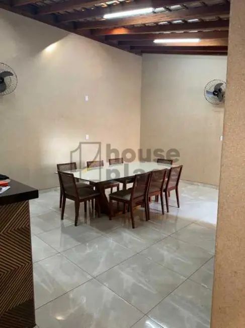 Foto 1 de Casa com 2 quartos à venda, 140m2 em Bady Bassitt - SP
