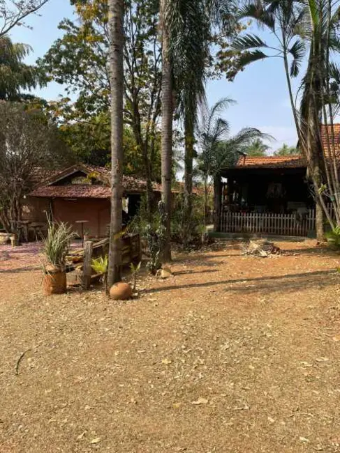 Chácara com 3 quartos à venda em Bady Bassitt - SP - imagem 4 Foto 4 de Chácara com 3 quartos à venda em Bady Bassitt - SP