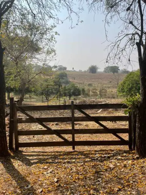 Foto 1 de Chácara com 3 quartos à venda em Bady Bassitt - SP