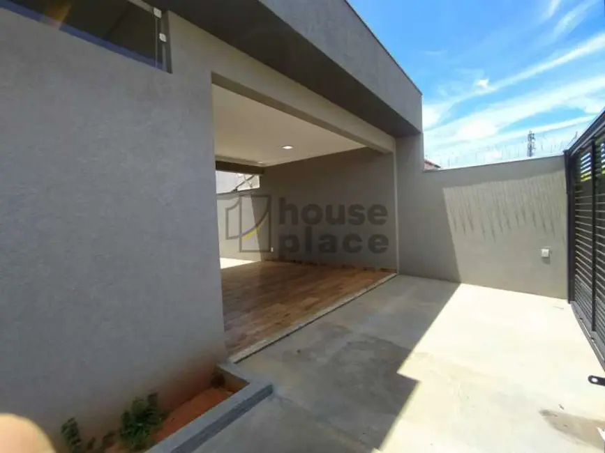 Foto 3 de Casa com 3 quartos à venda em Bady Bassitt - SP