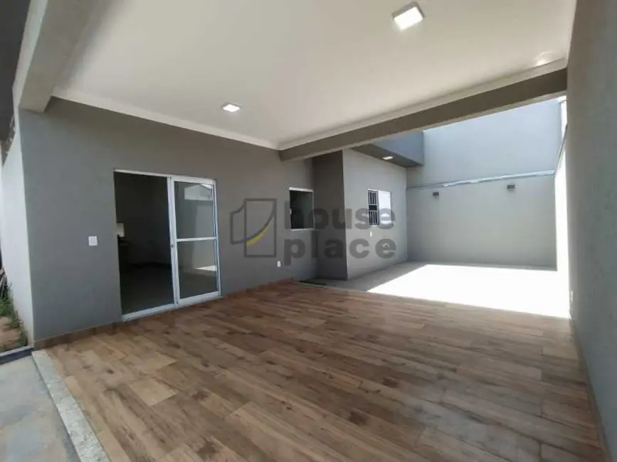 Foto 2 de Casa com 3 quartos à venda em Bady Bassitt - SP