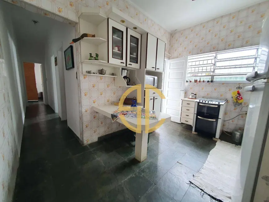 Casa com 2 quartos à venda, 125m2 em Canto do Forte, Praia Grande - SP - imagem 7 Foto 7 de Casa com 2 quartos à venda, 125m2 em Canto do Forte, Praia Grande - SP