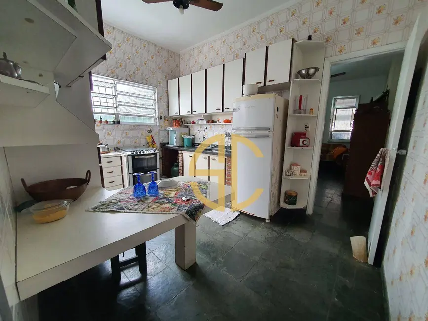 Casa com 2 quartos à venda, 125m2 em Canto do Forte, Praia Grande - SP - imagem 8 Foto 8 de Casa com 2 quartos à venda, 125m2 em Canto do Forte, Praia Grande - SP