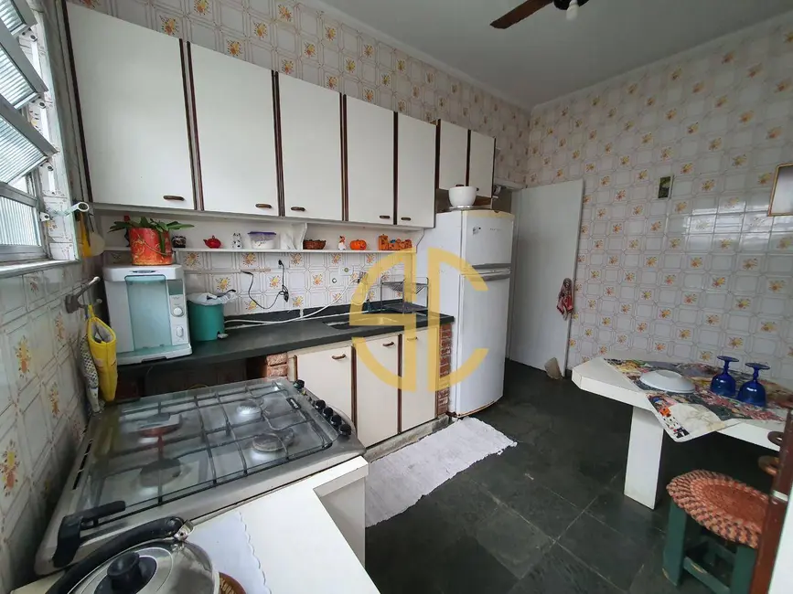 Casa com 2 quartos à venda, 125m2 em Canto do Forte, Praia Grande - SP - imagem 9 Foto 9 de Casa com 2 quartos à venda, 125m2 em Canto do Forte, Praia Grande - SP