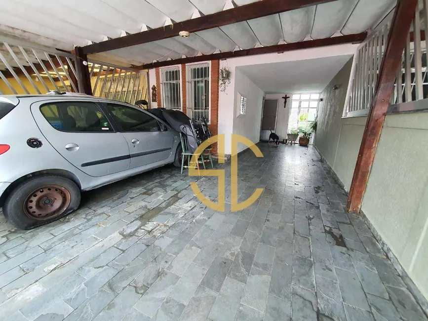 Casa com 2 quartos à venda, 125m2 em Canto do Forte, Praia Grande - SP - imagem 1 Foto 1 de Casa com 2 quartos à venda, 125m2 em Canto do Forte, Praia Grande - SP